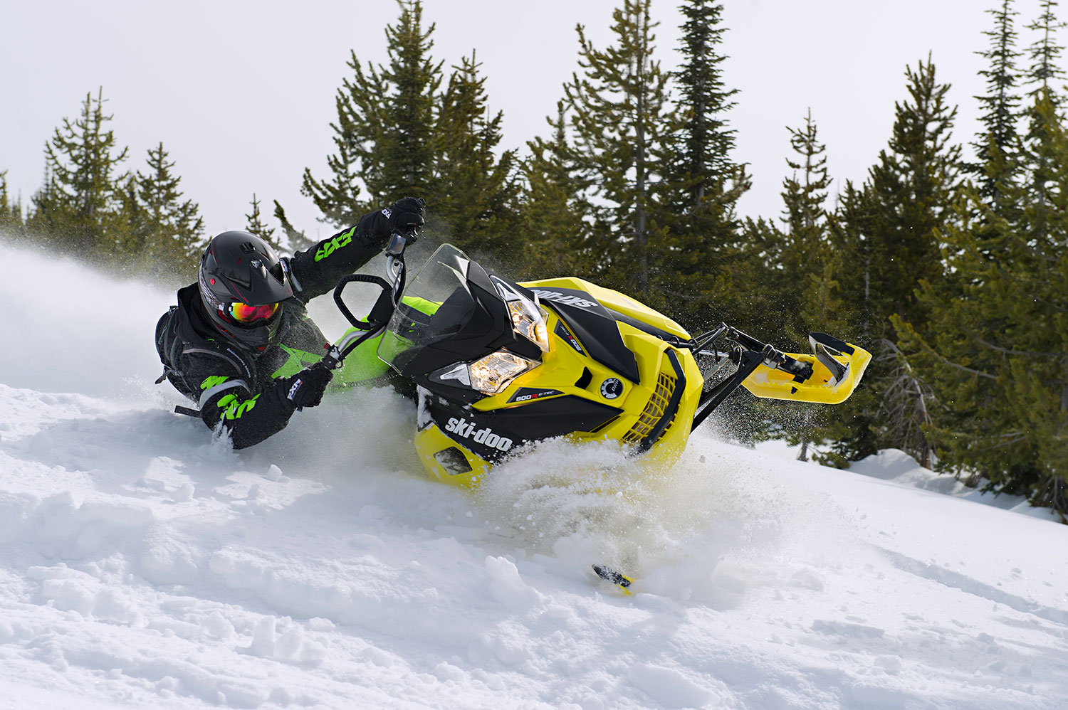 SUPERTRAXMAG.COM - TEST RIDE: 2016 Ski-Doo Summit X 800 T3