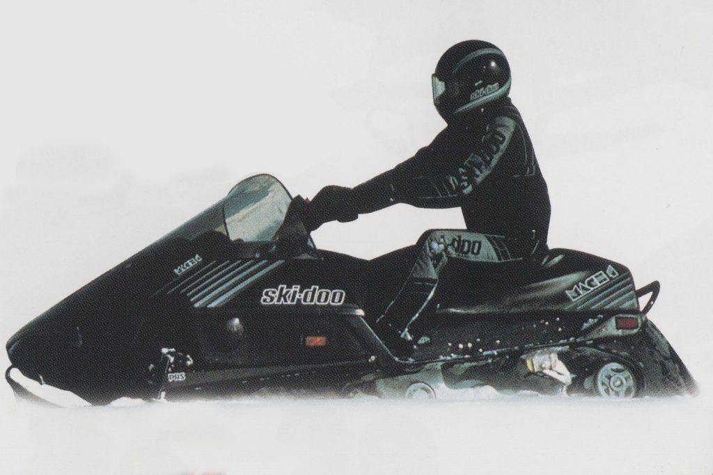 UNDERACHIEVERS FROM THE PAST 1989 SKIDOO MACH 1 Supertrax Online