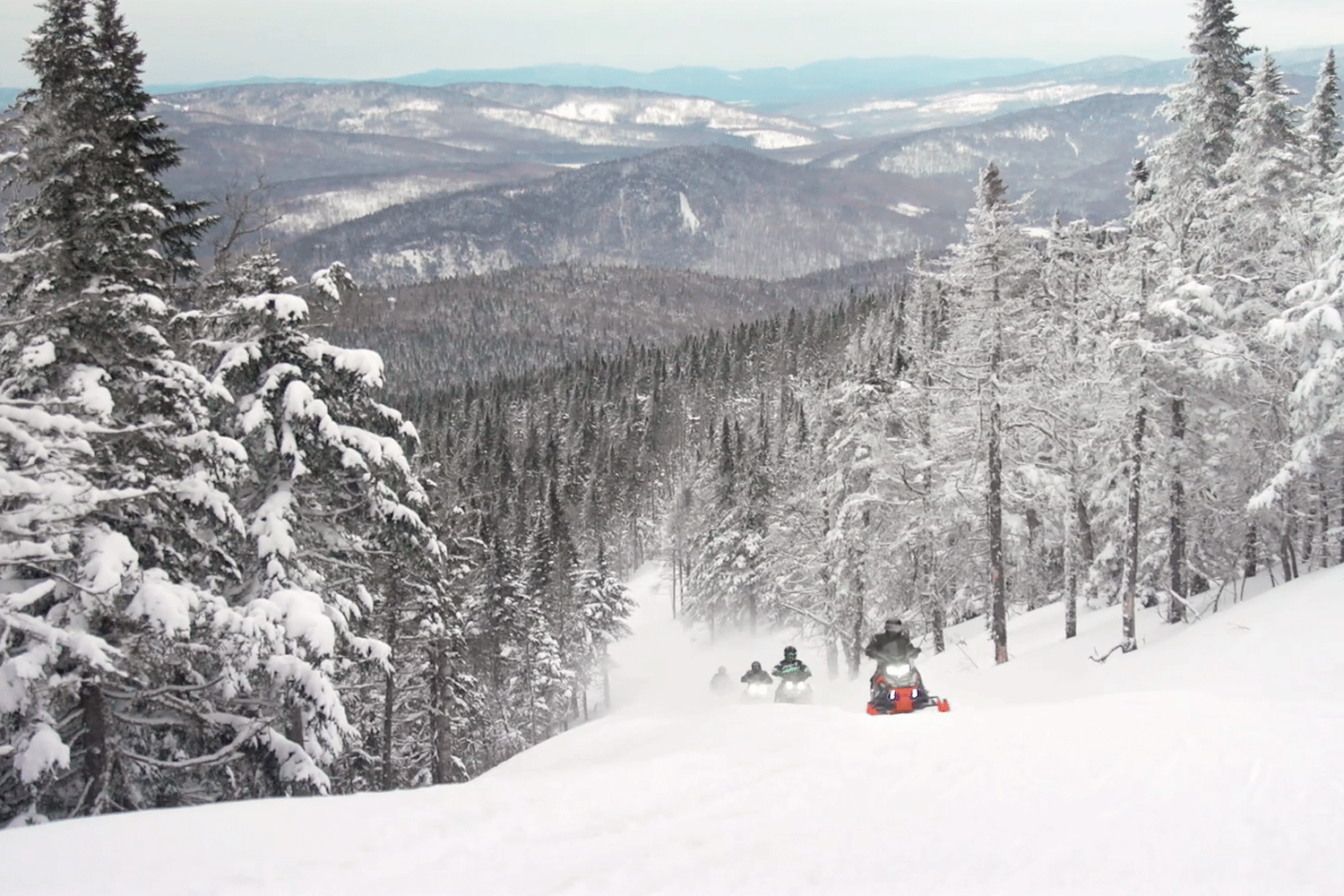 snowmobile trips new hampshire